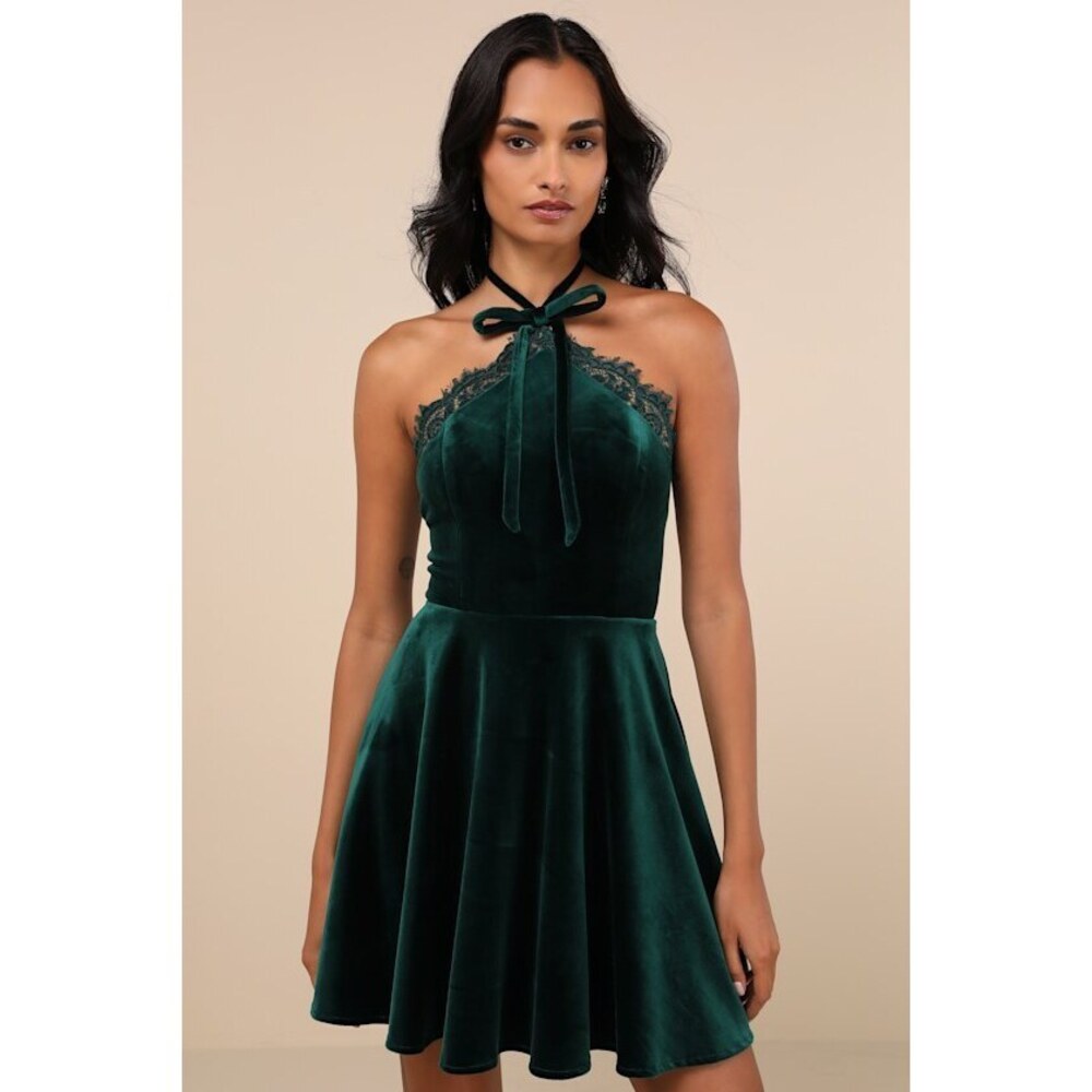 Lulus Ever So Charming Emerald Velvet Lace Halter Skater Mini Dress Green